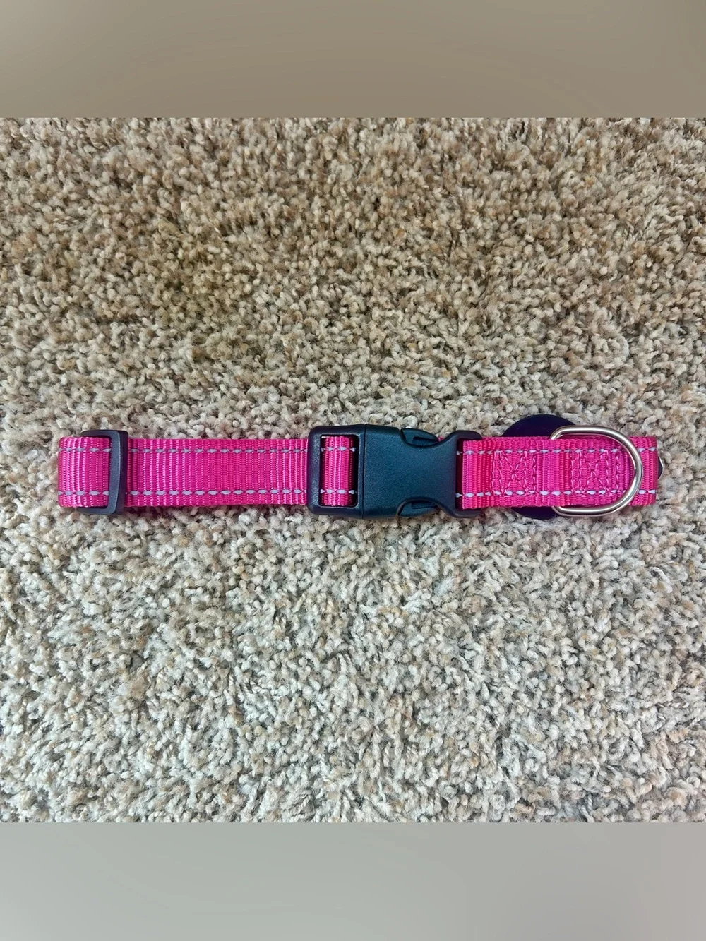 NWOT AirTag Compatible Dog Collar